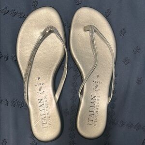 Italian Shoemakers silver Sandals with Thong Strap